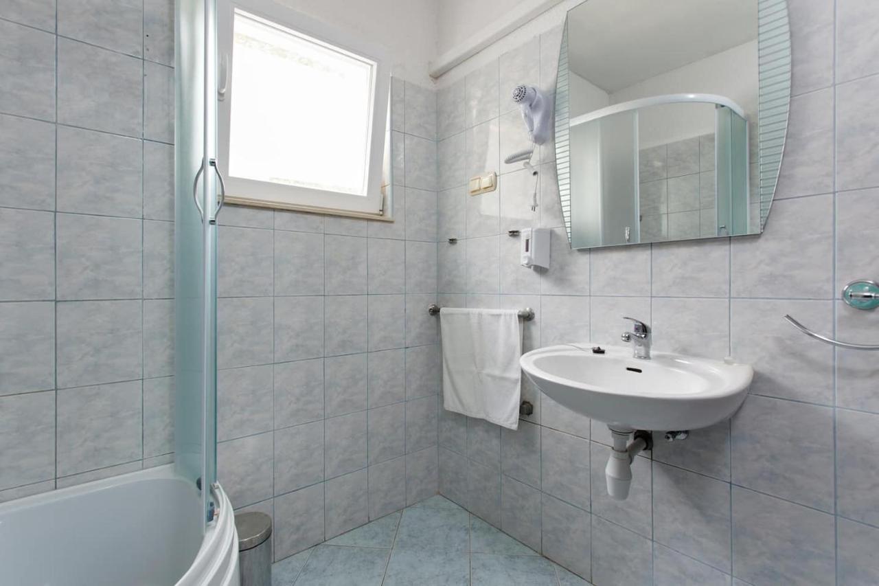 Apartment Gold Трогир Экстерьер фото
